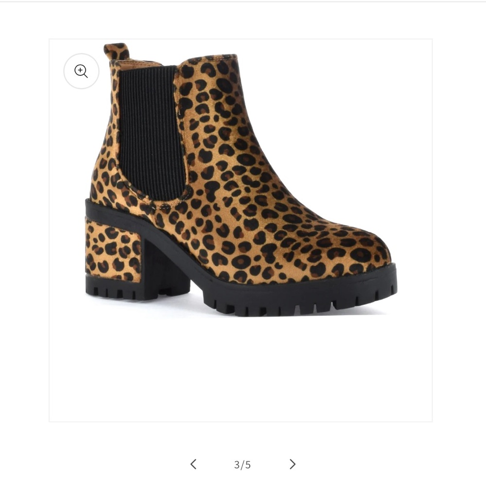 SEVEN7 NEW! Chelsea Slip-on Leopard-Print Heeled Boots